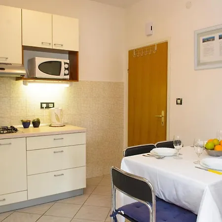 Marija - By The Sea Apartamento Rogoznica (Sibenik-Knin)